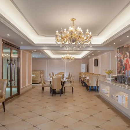Vienna Hotel (Wuhan Moshui Lake)