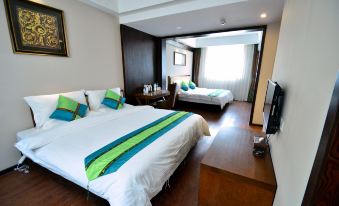 Shanjingcheng Holiday Hotel