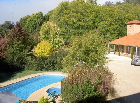 Bright on Track Отели рядом с достопримечательностью «Bright Riverside Adventure Playground»