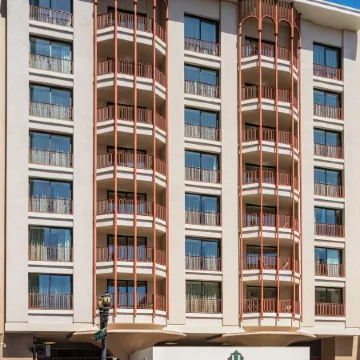 Handlery Union Square Hotel Отели рядом с достопримечательностью «Авиакомпания»