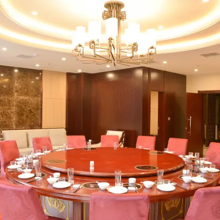 Wangtong International Garden Hotel