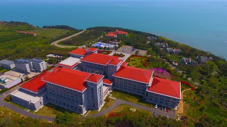 Huaxing Hotel Отели рядом с достопримечательностью «Hai Lv Dao»