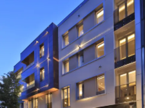 Sky Hotel โรงแรมใกล้โบสถ์เซนต์มาร์กออร์โธดอกซ์