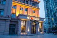 EuroShine Boutique Hotel Hotels near CLARINS