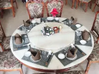 Shengbidebao Hotel - sarapan