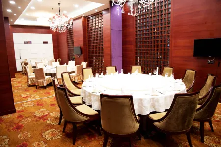 Lidu International Hotel Отели в г. Ичуань