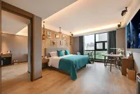 MEHOOD LESTIE Hotel (Weiyang road Qing Shao Nian Zhong Xin Station) - Pools