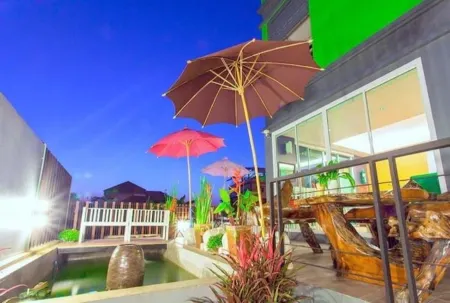 Tonkok Hotel Отели рядом с достопримечательностью «Ramkhamhaeng University Chiang Rai Campus in Honour of Honour of His Majesty the King»