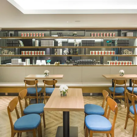 Borrman Hotel (Guilin North Railway Station Hengda Plaza)