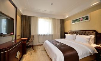 HE YUE HOTEL