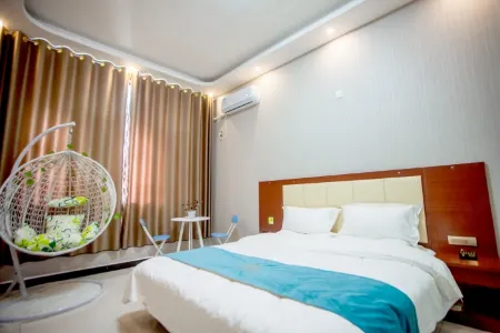 MINGQUANJIUDIAN Отели рядом с достопримечательностью «Red River Valley»