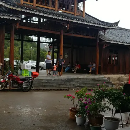 Kaili Old Friends Restaurant (Xiasi Ancient Town Branch)