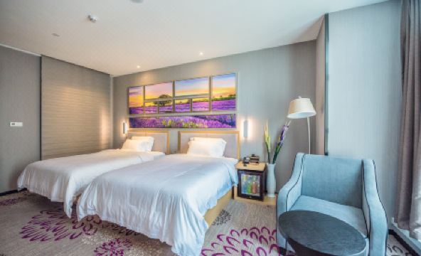 Lavande Hotel (Chongqing Tongliang Wanda Plaza Gas Building) - Housity