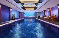 Mandarin Oriental Hong Kong Hotels in Hong Kong