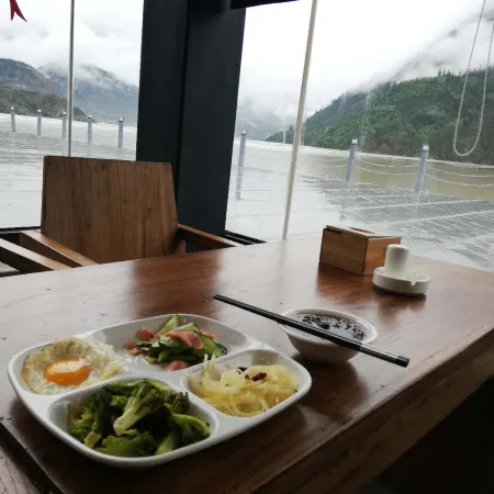 Ranwu International Zijia RV Camp