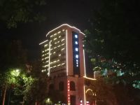 璞华酒店(郑州花园路店)
