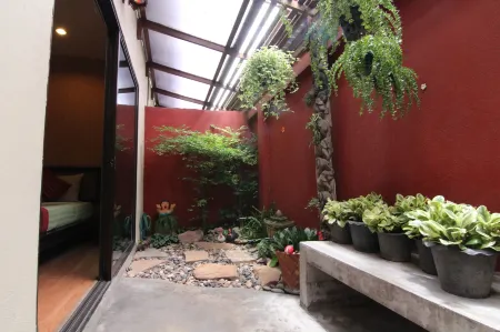 Chiang Mai Thai House,Thapae