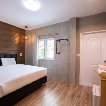 Hoppers Mini Hoteles cerca de Wat Weluwanaram
