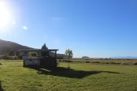 The Barn Cabins & Camp Hotels in Kaiteriteri