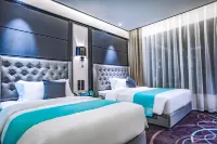Molan Hotel (Kaifeng Wansui Mountain Wuxia City West Gate) Hotels near Liuyuankou Passenger Transport Terminal