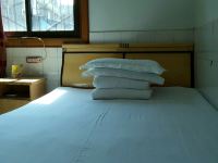 乐山车站旅馆 - 标准大床房