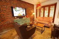 Onetree House