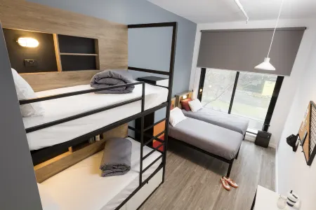 Hostel G Perth Отели рядом с достопримечательностью «Кафедральный собор Сейнт Мэри»