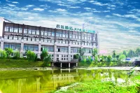 Gujing Junlai Hotel (Feidong Pazhou Central Plaza Hui Mall) Hotels in Hefei