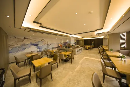 BaiLiQuanZhiJiuDian Hotel (Heshan Plaza)