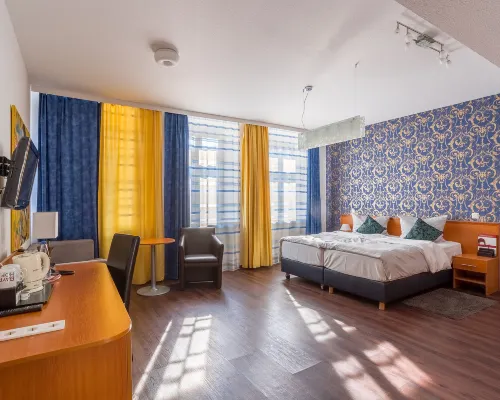 Hotel Bayrischer Hof Các khách sạn gần Khu chợ Kornmarkt