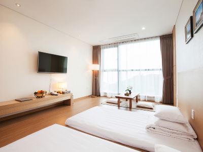 Youus Hotel