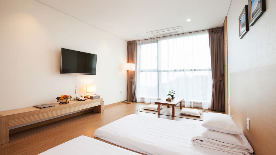 Youus Hotel