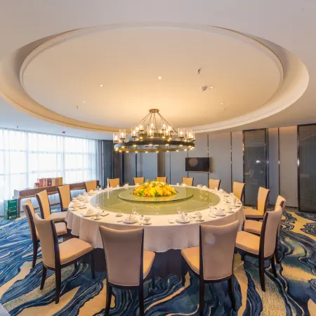 Ustay Hotel