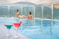 Grand Gold Hotel - Infinity Pools
