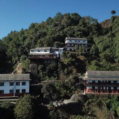 Everest Manla Resort Hotels near Lookout Tower