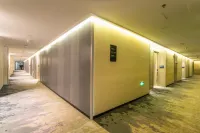 Zhangjiagang Gulu Hotel (Shazhou Road Pedestrian Street Branch)