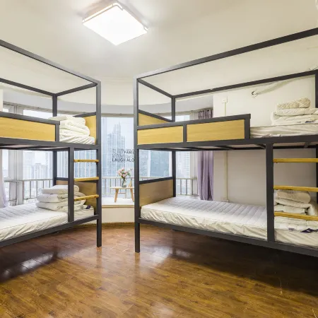 Moshang Huakai Youth Hostel (Chongqing Jiefangbei)