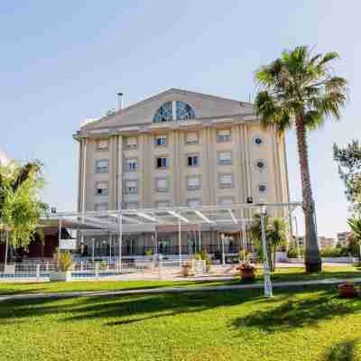 Velada Merida Hotel Exterior