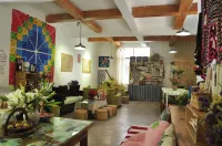 Caoya International Youth Hostel
