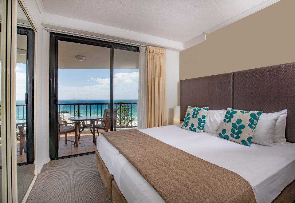 Mantra Coolangatta Beach HotelOver view