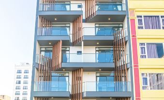 Yen Vy Hotel and Apartment