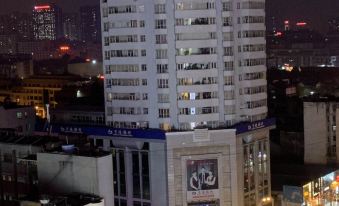 Qujing Yunshang Hotel