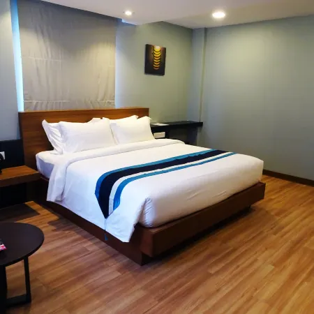 Hotel Azure