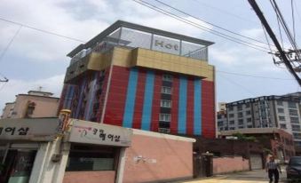 Busan Hot Motel