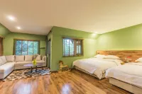 Forest Village Hotels and Resorts Beijing - Tiny houses