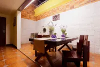 Kending Kaying Hotel - Business