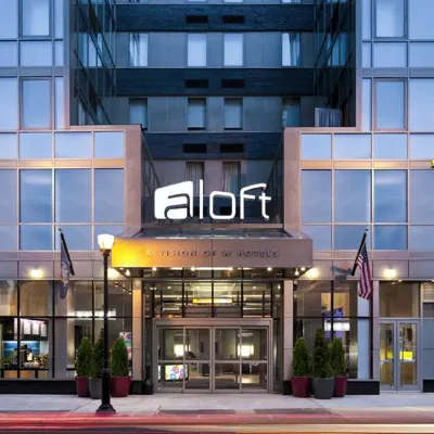 Aloft Dhahran Hoteles cerca de Giant Stores