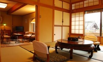 Kappou Ryokan Momiya