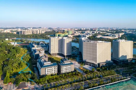 Bio Island International Hotel Apartment (Guangzhou Pazhou Convention and Exhibition Store) Отели рядом с достопримечательностью «Historic Site of Ancient Whampoa Anchorage»
