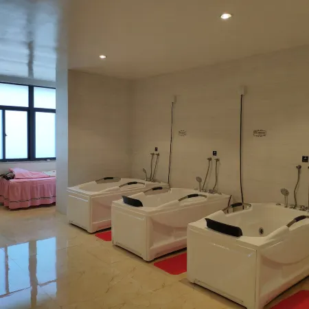 Yancheng Esot Hotel (High-tech Zone Bus Terminal)